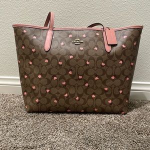Coach City Tote with Heart Floral Print